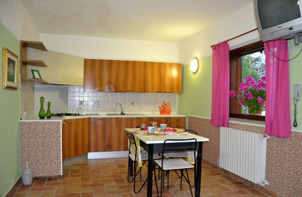 Agriturismo Nizzi Villa Assisi Bagian luar foto